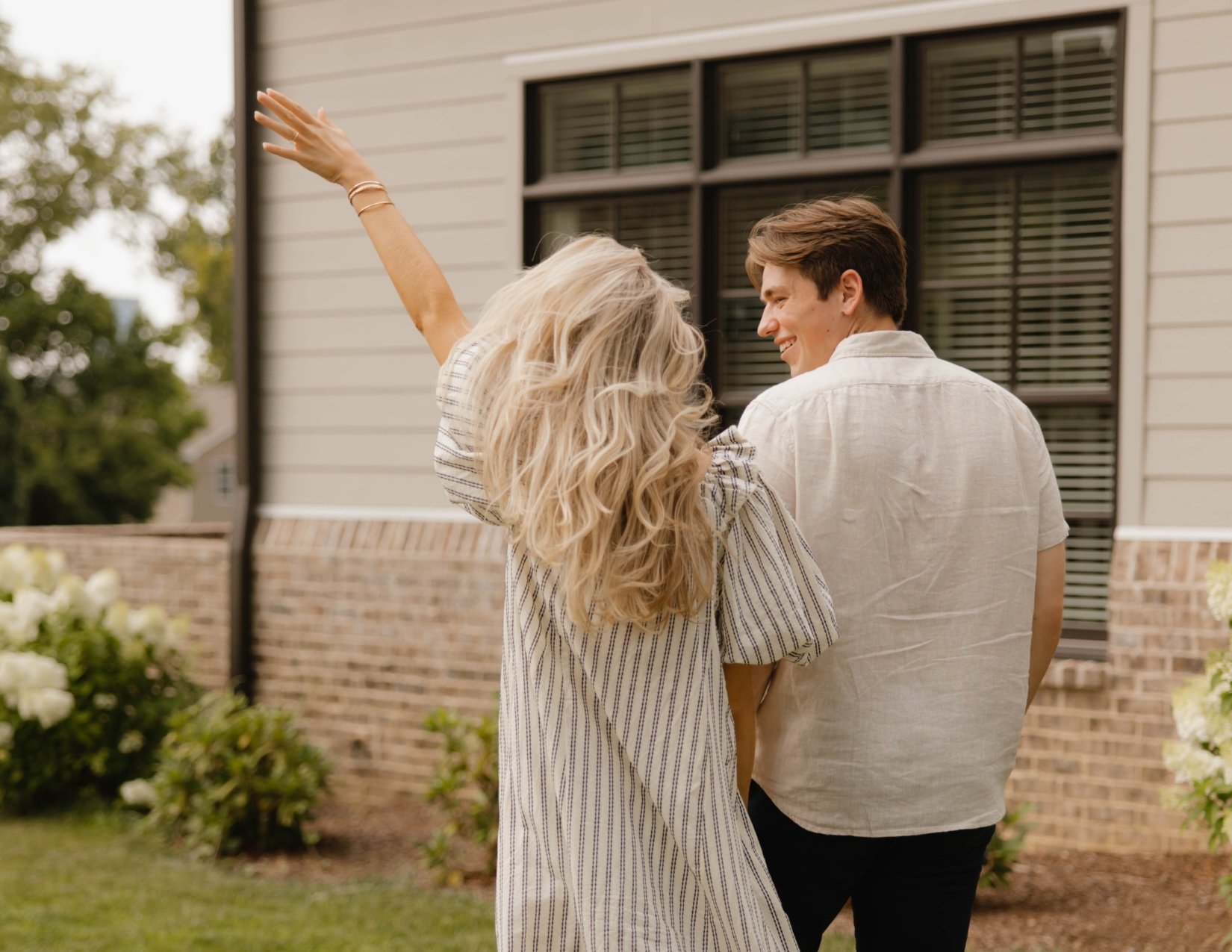 Couple_Celebrating_Engagement