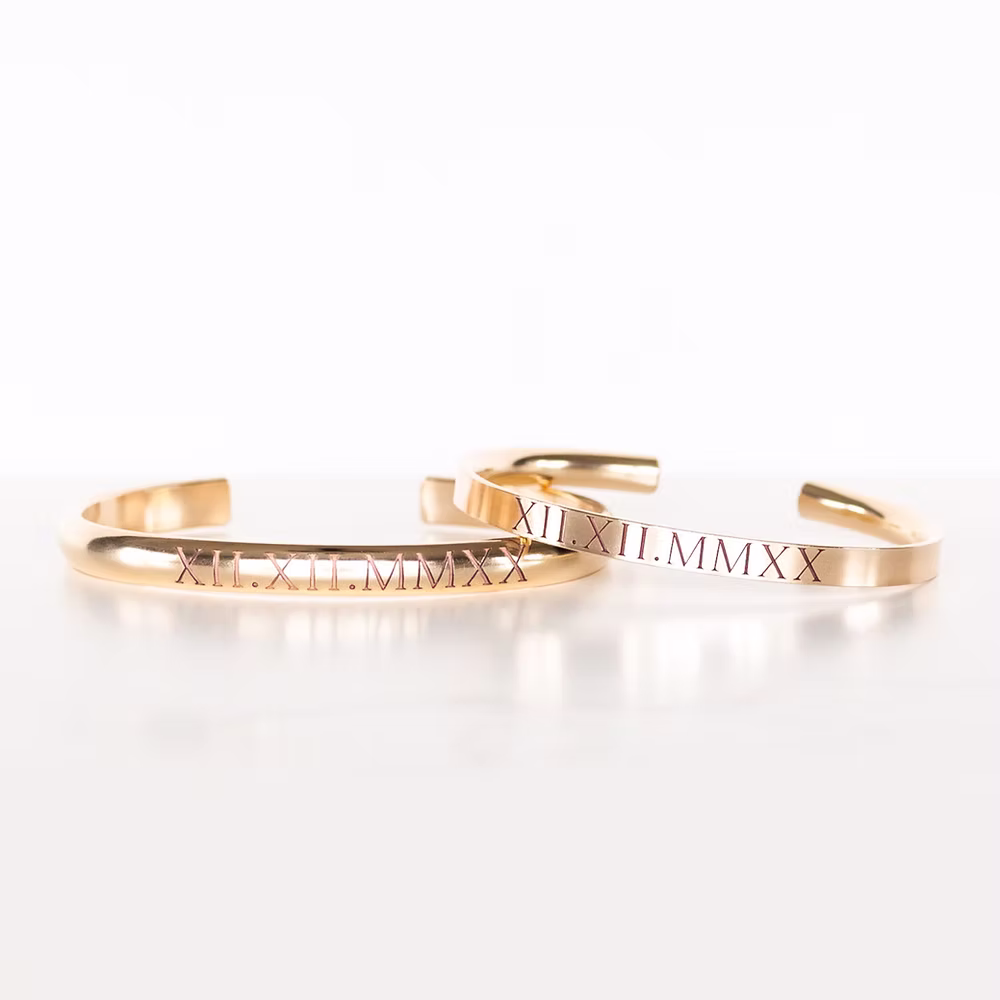 Roman_Numeral_His_Hers-1